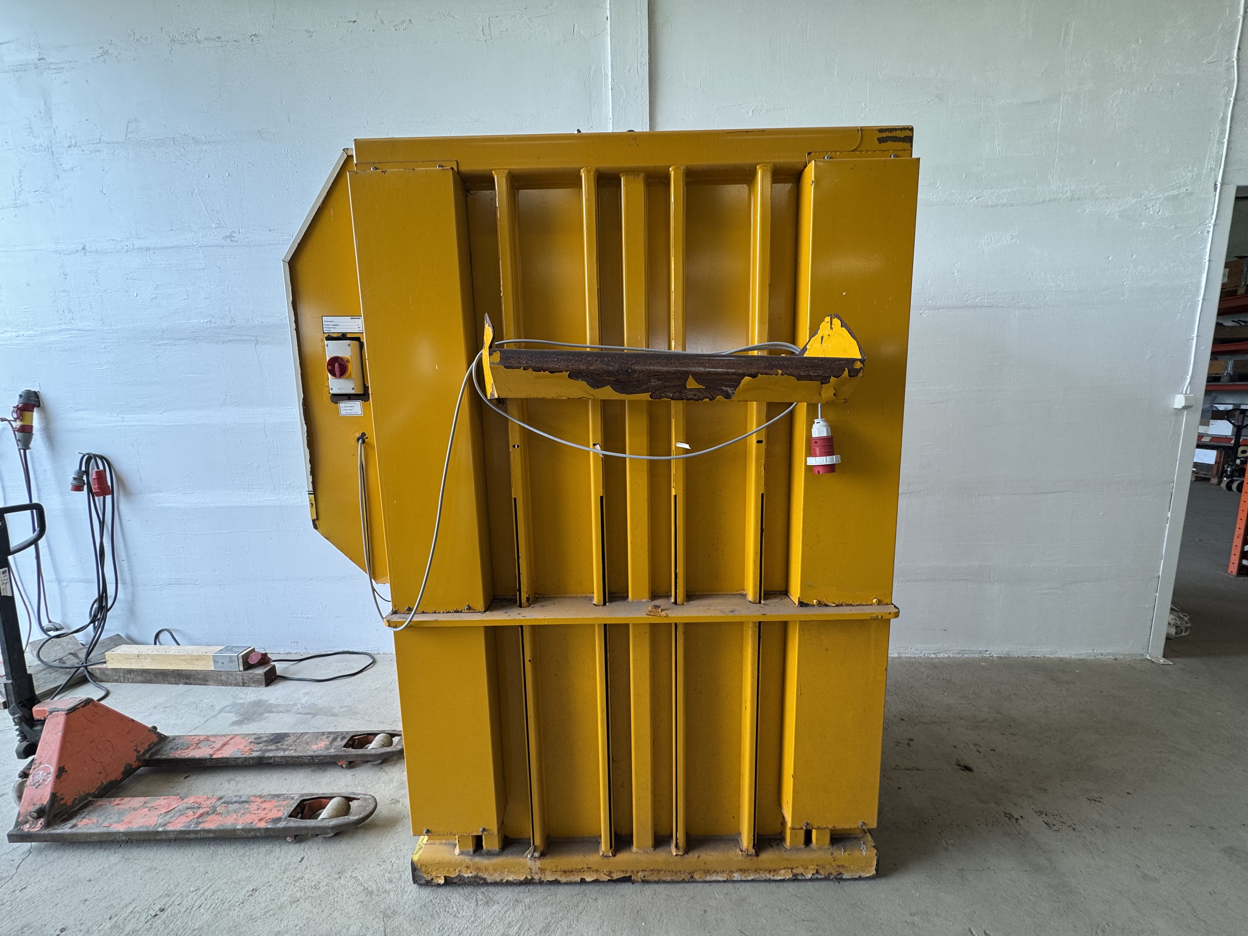 Used Press Bramidan 4-x 30 #2879