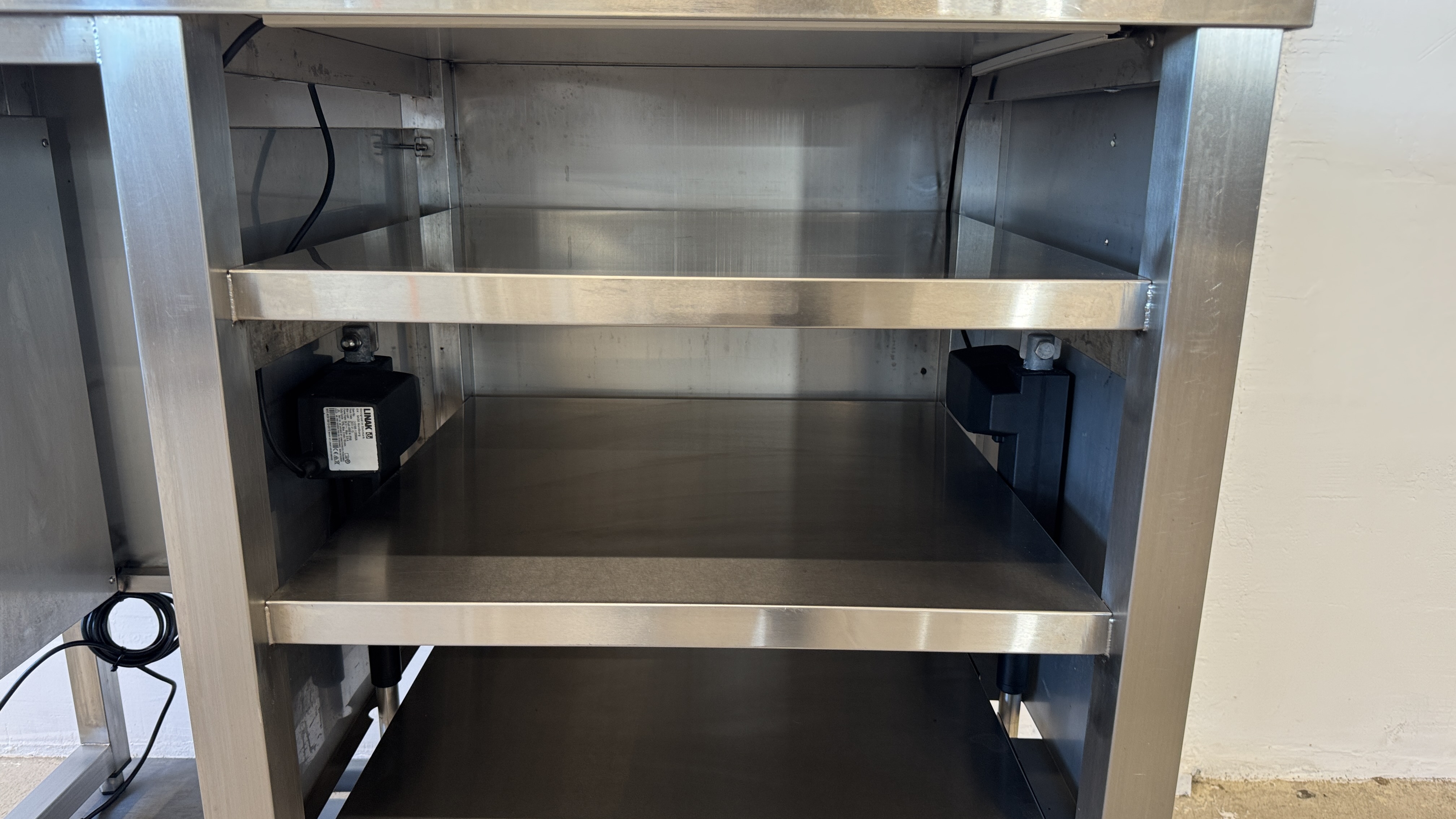 Used Höj och sänkbart bord 120x65cm #2683