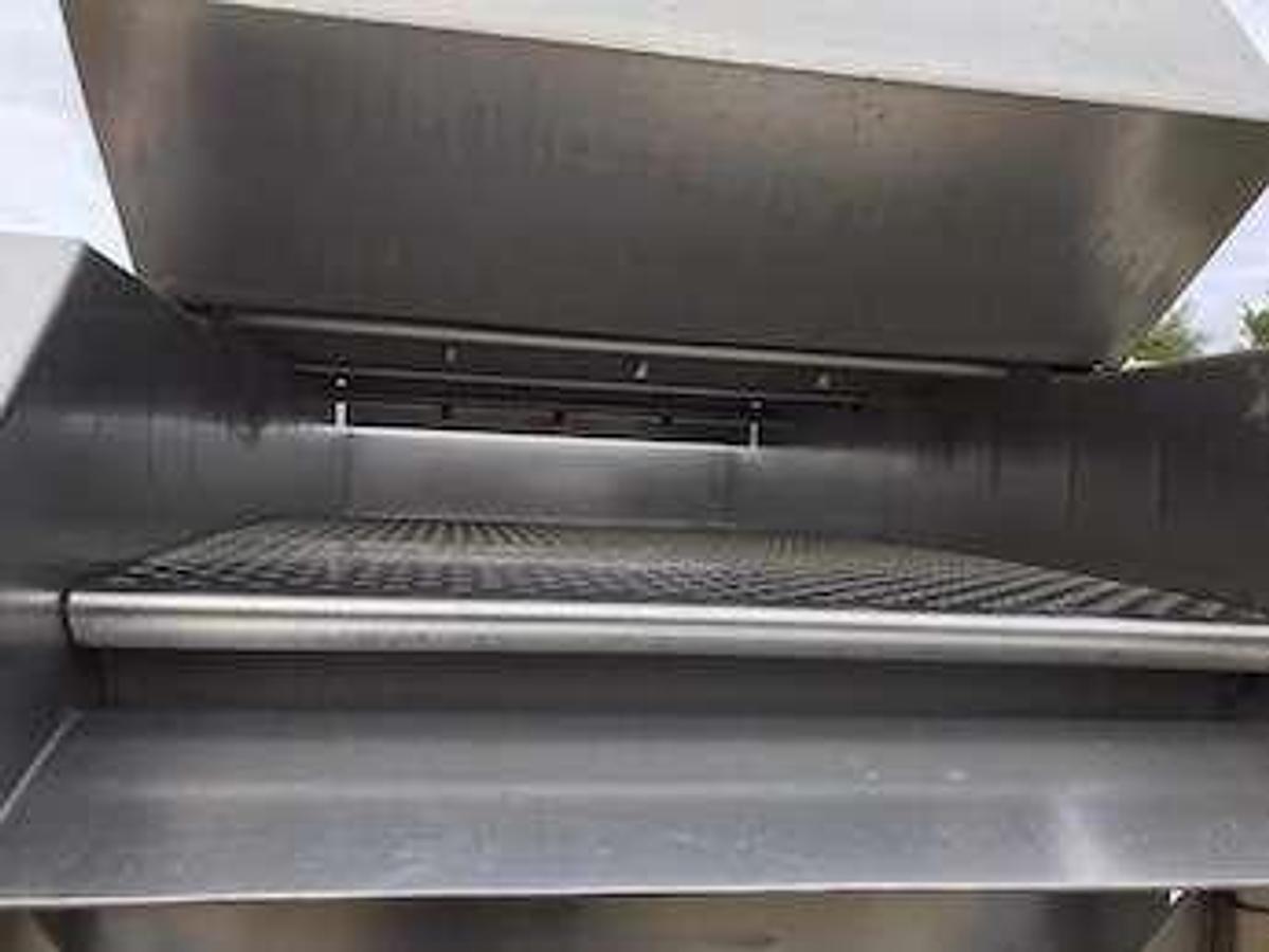 Used Pepper Top and Tail Machine