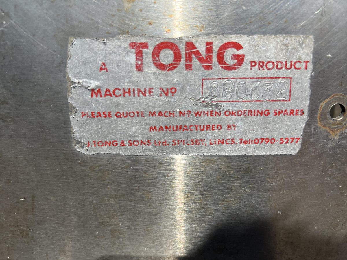 Used Used Tong Surge Tank