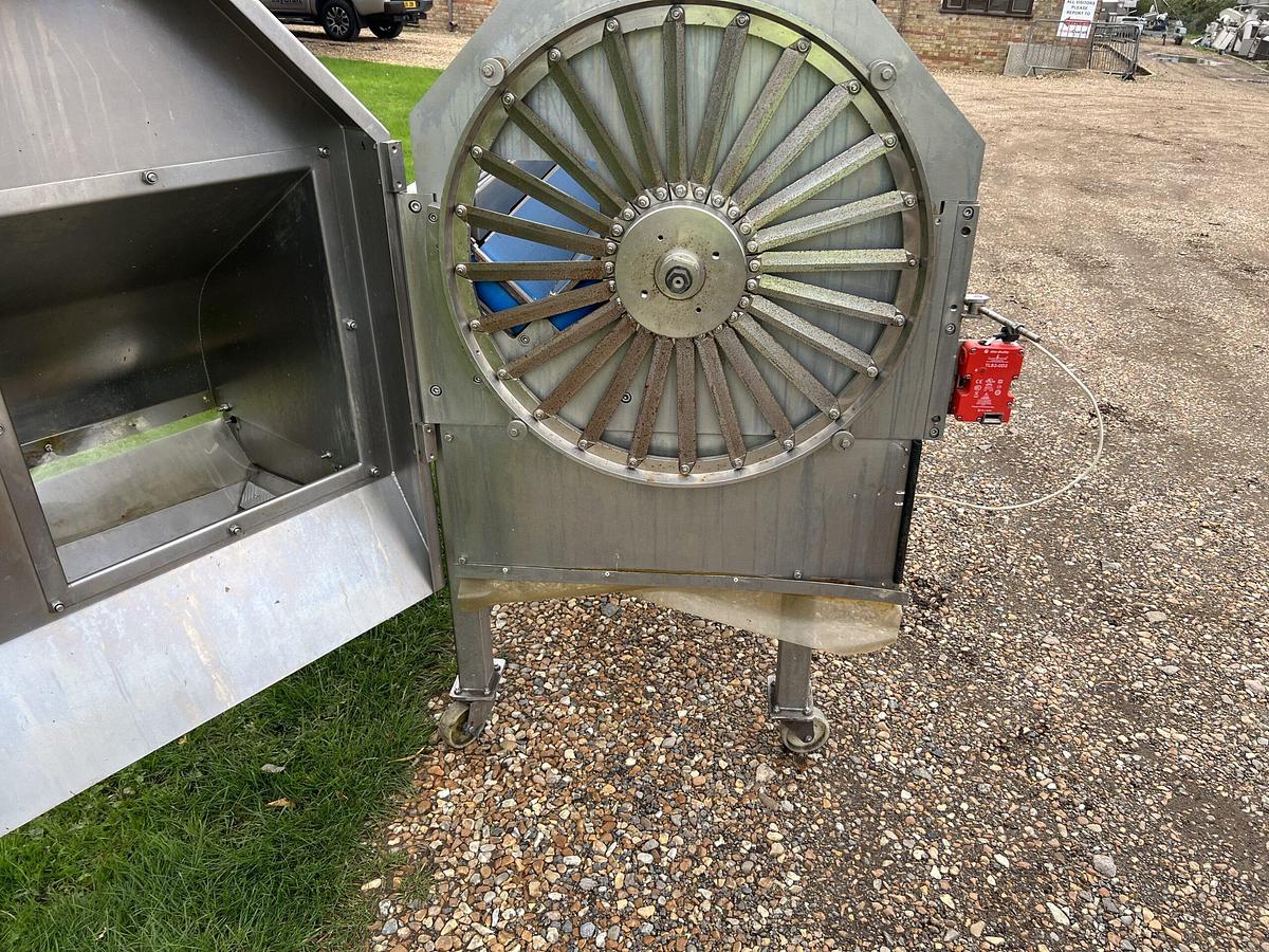 Used Used FAM SDS-1D Slicer