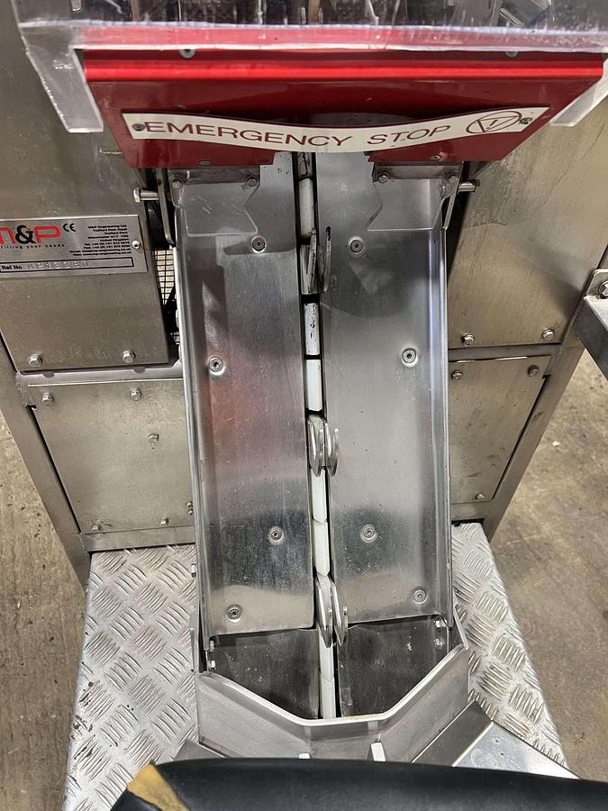 Used M&P Radish Machine