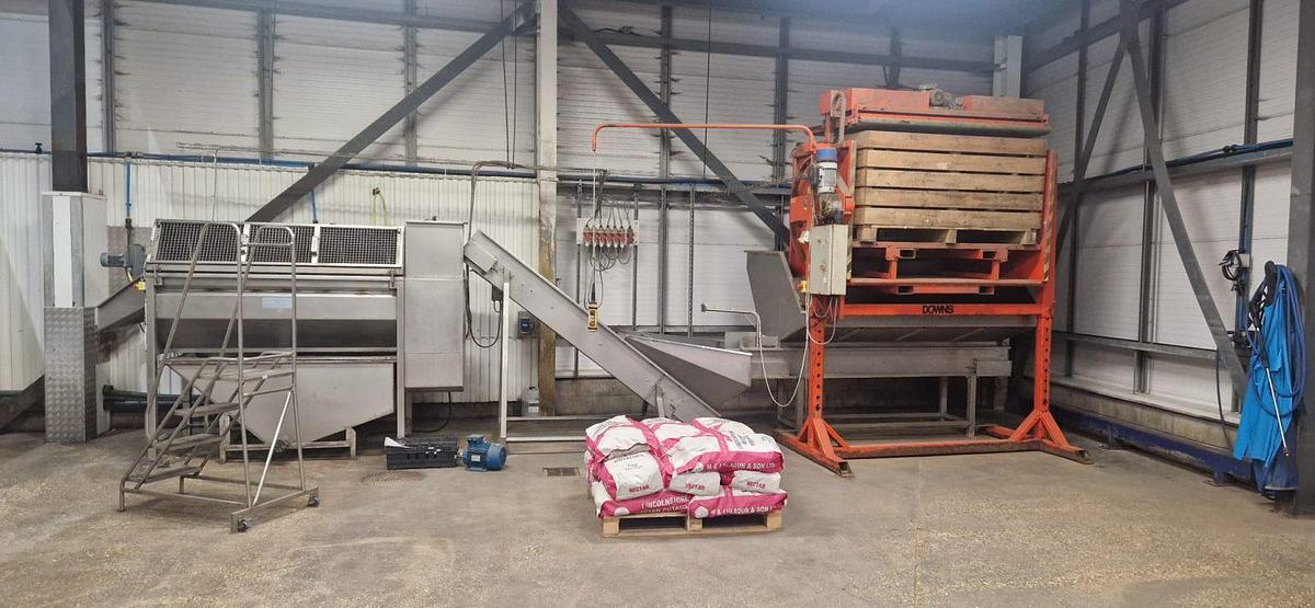 Used Peter Cox Continuous Peeler