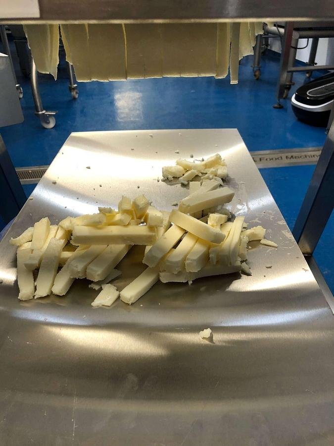 Used Halloumi Fries Hand Cutter