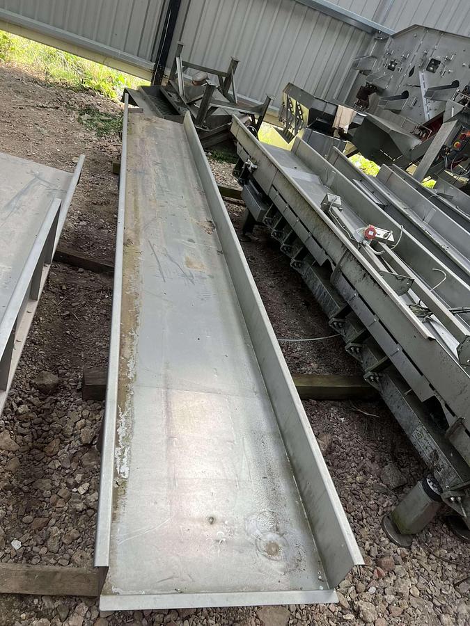 Used Cox and Plant Vibratory Conveyors