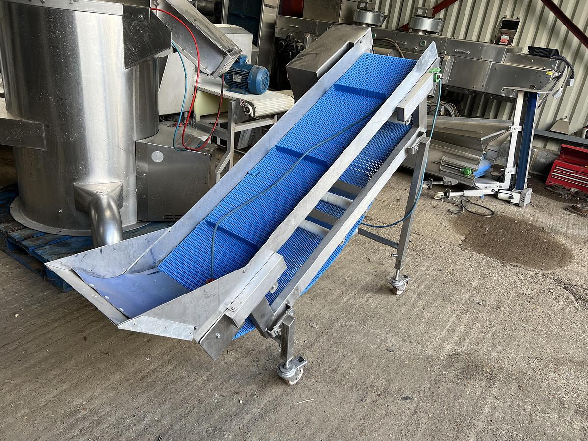 Used 2011 SF Opal Elevator