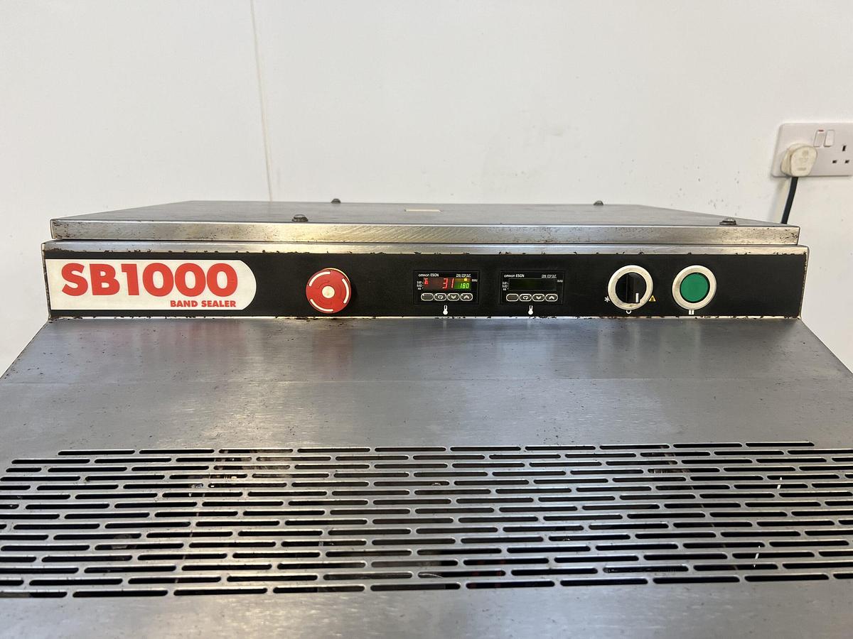 Used Used Saxon SB100 Sealer