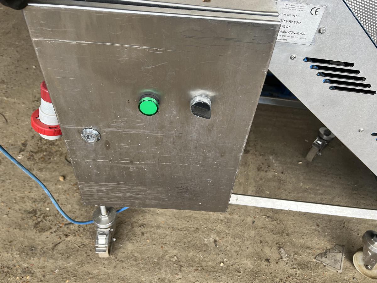 Used 2012 LAC Swan neck elevator