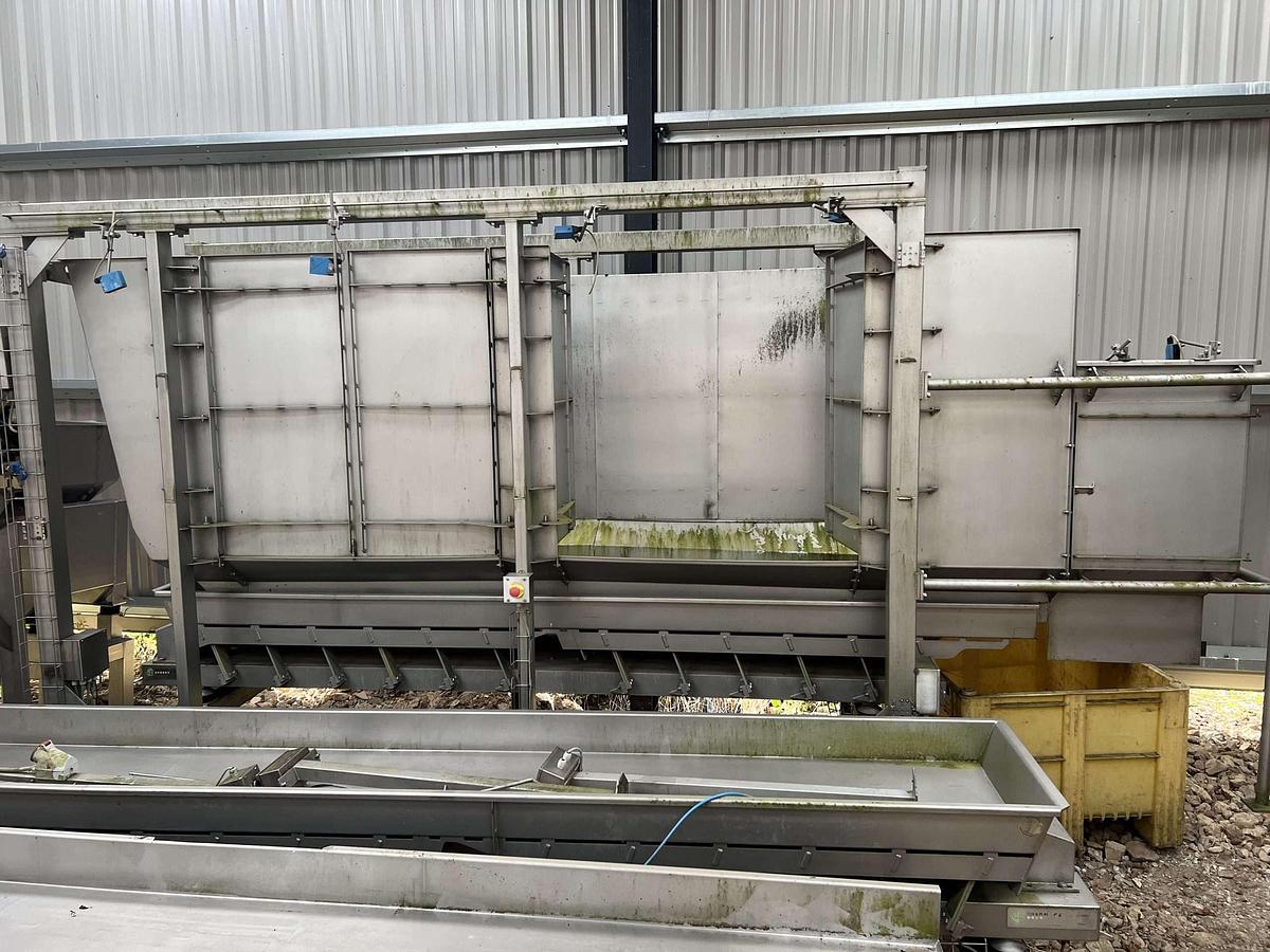 Used Cox and Plant Vibratory Conveyors