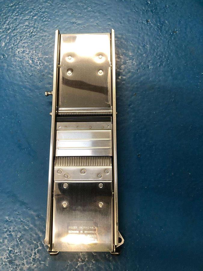 Used Louis Tellier Professional Mandoline