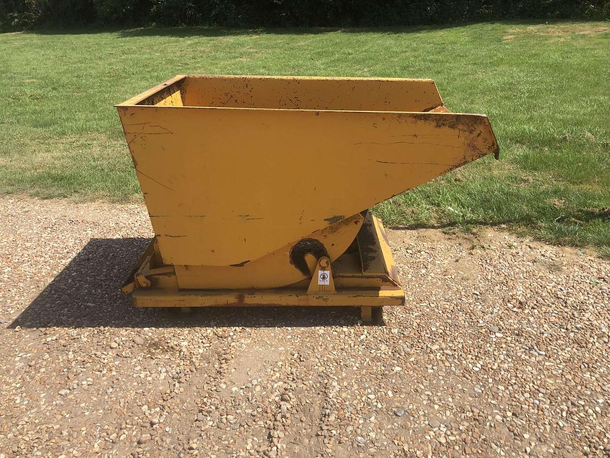 Used 1 Yard Tipping Skip