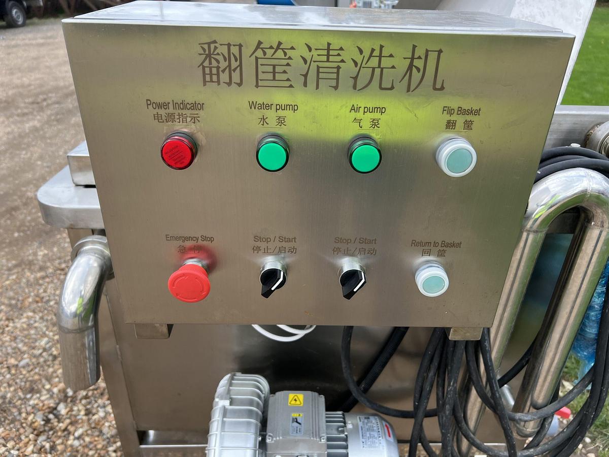 Used Used Tipping Salad Washer