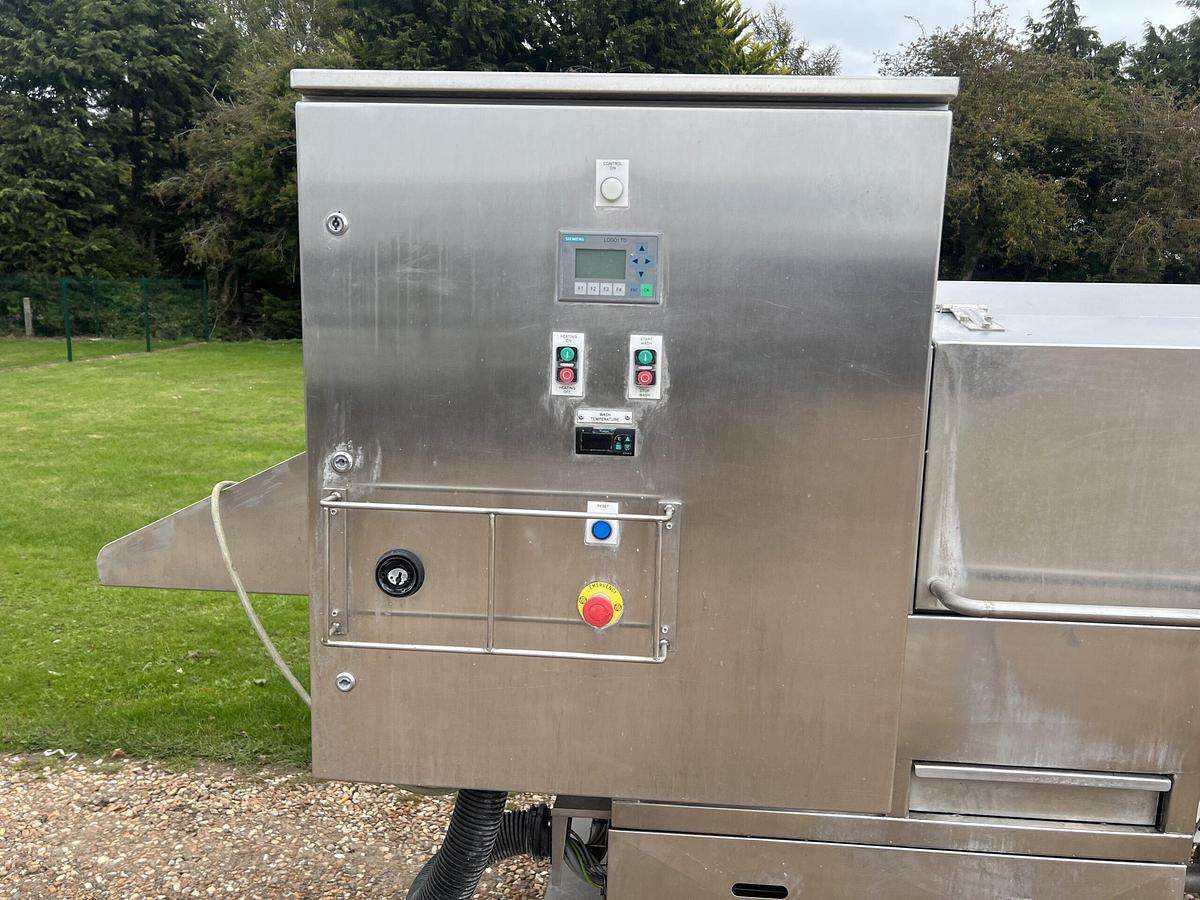 Used Used Unitech Tray Washer