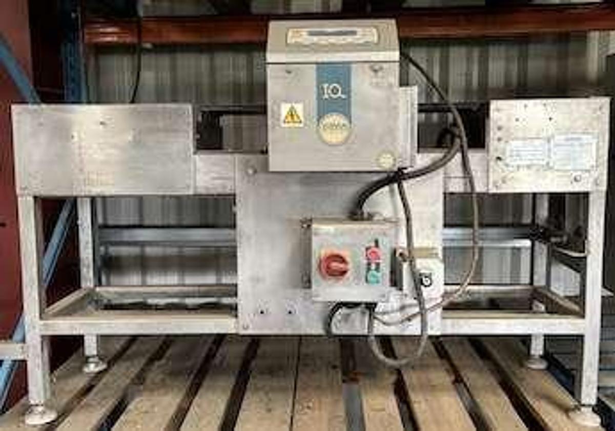 Used Used Loma IQ Metal Detector