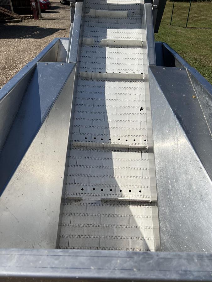 Used Used Tong Surge Tank