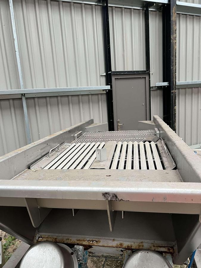Used Used V-TP Stainless Pregrader