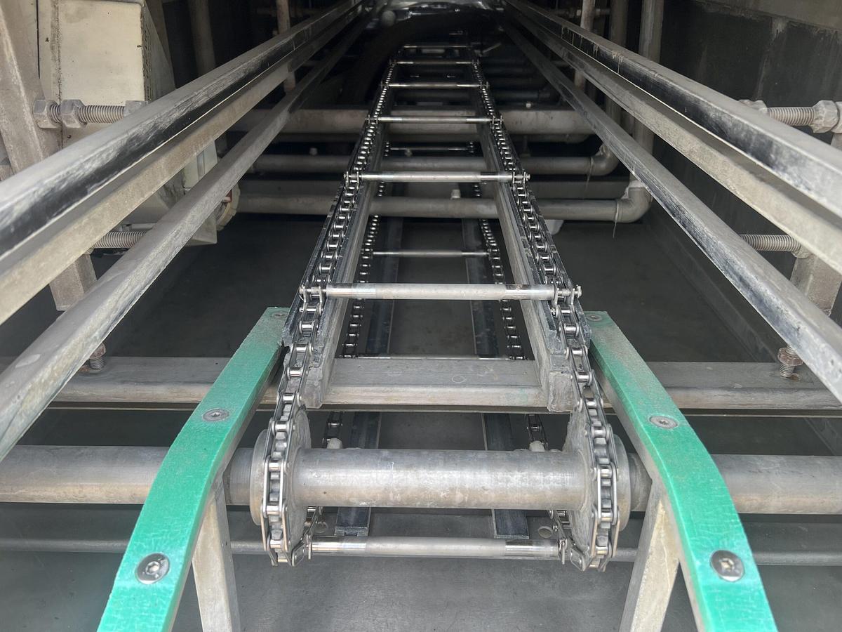 Used Used Crusader Tray Washer