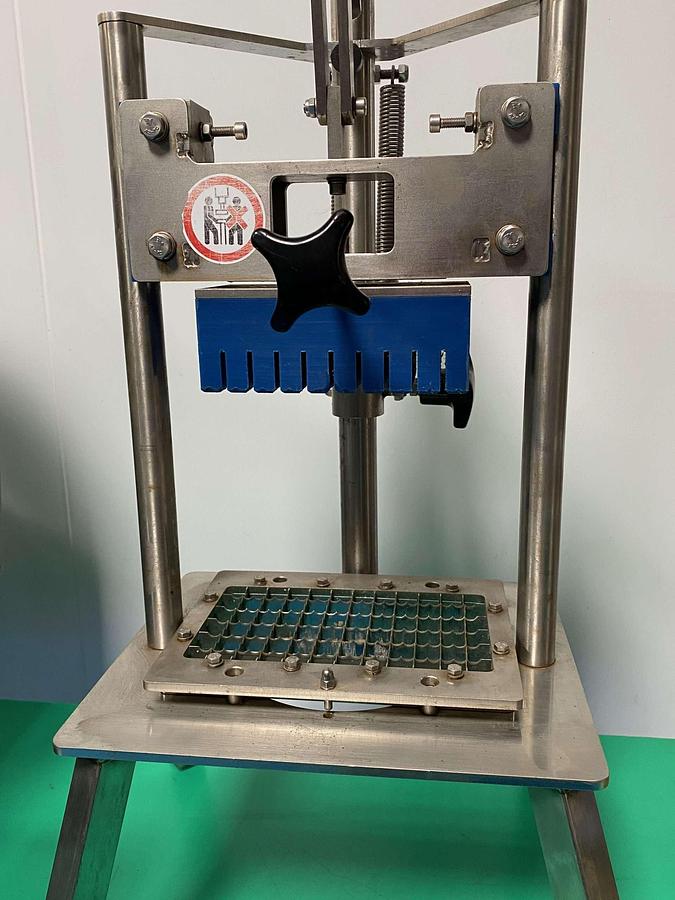 Used Table Top Pepper Machine