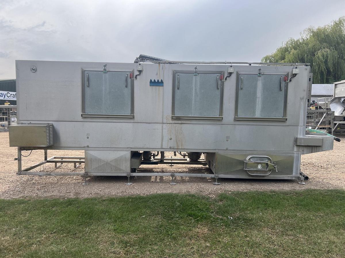 Used Used Crusader Tray Washer