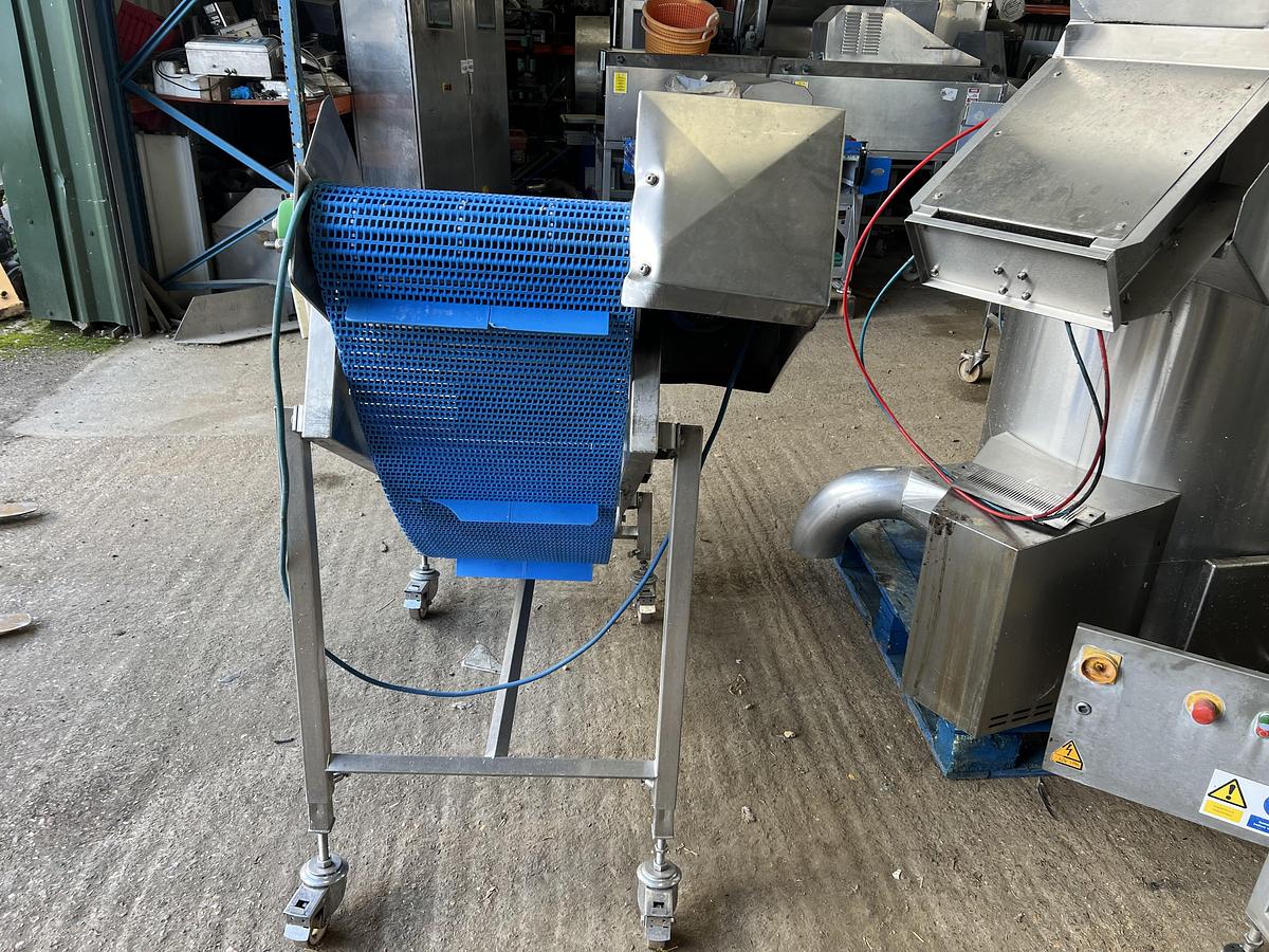 Used 2011 SF Opal Elevator