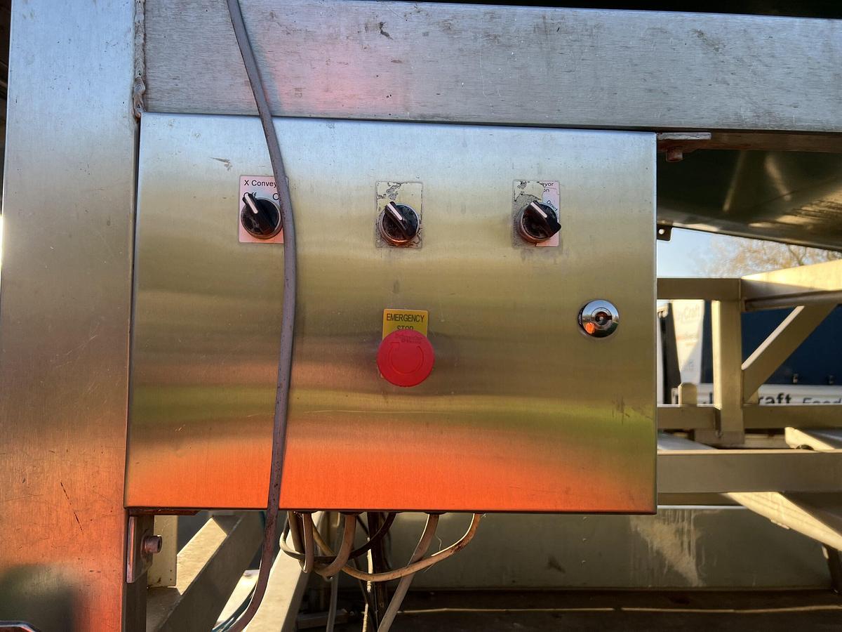 Used Used Tong Even-Flow Hopper
