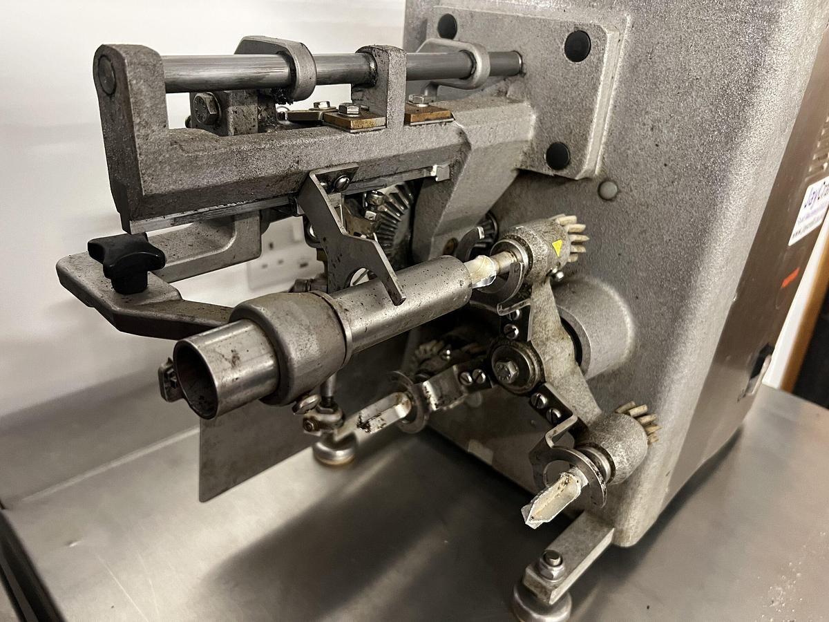Used Used Feuma Apple Peeler