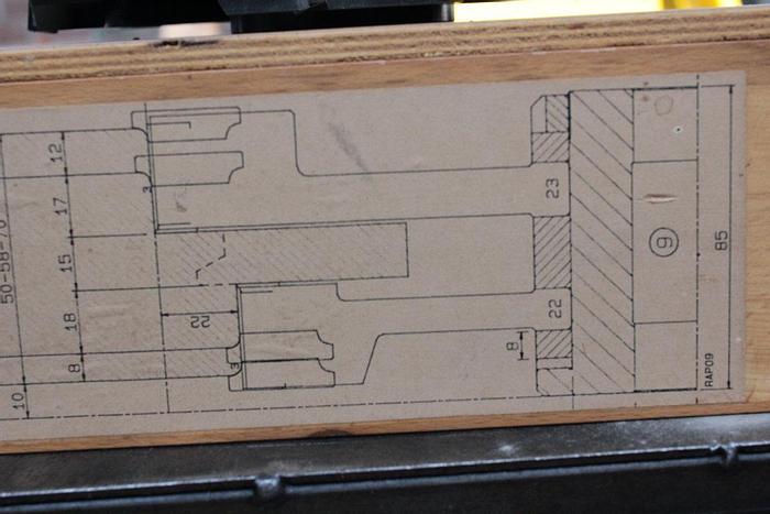 Used Gruppo utensili serramento usato