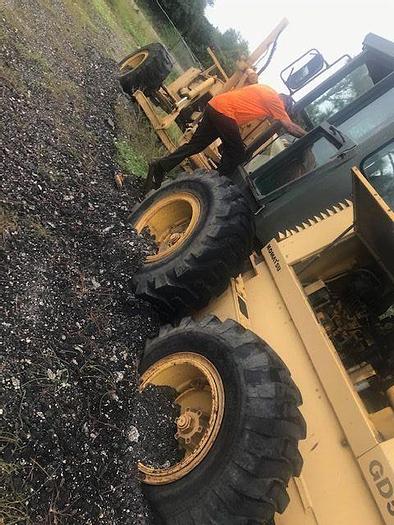 Used 2001 KOMATSU GD530A