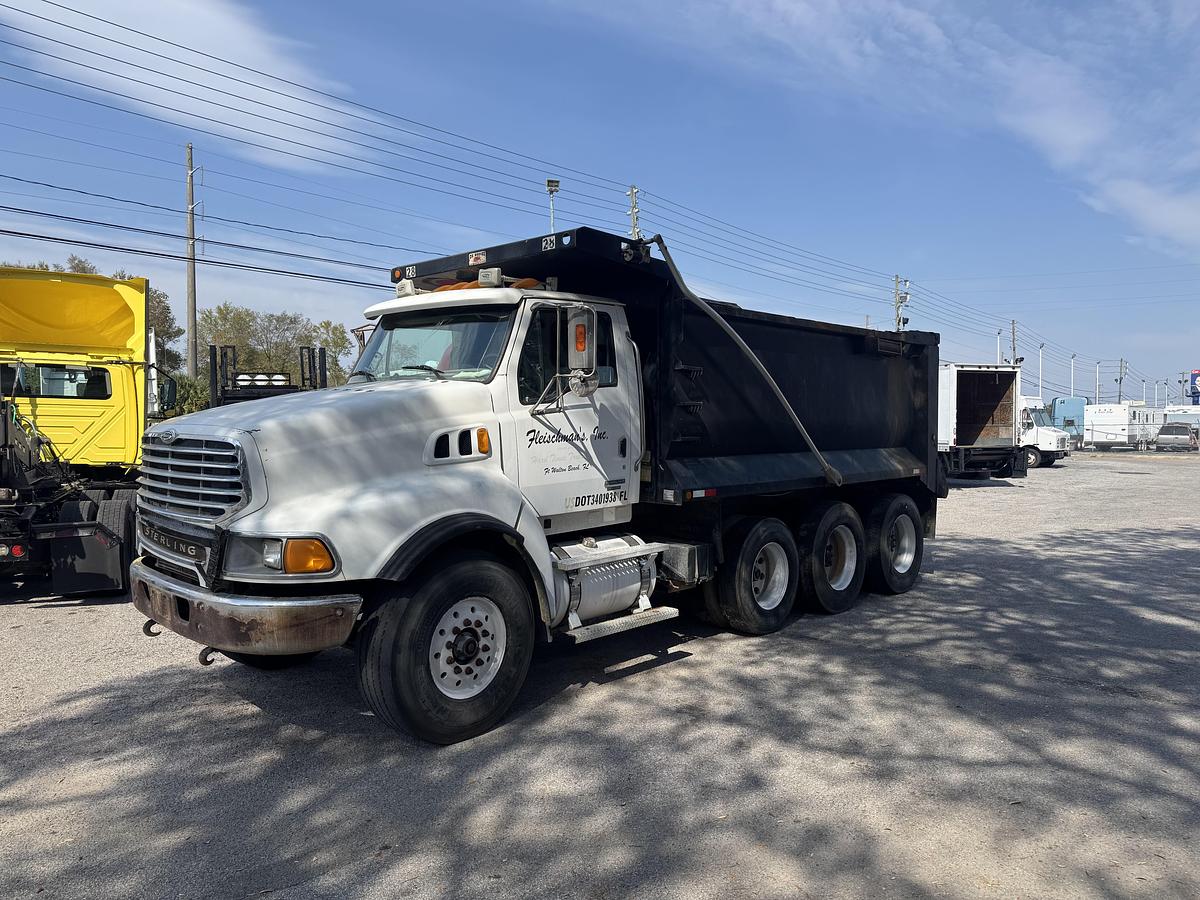 Used 2006 STERLING LT9500