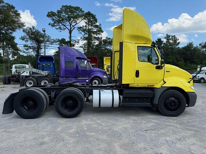 Used 2018 International® RH™ Series Day Cab