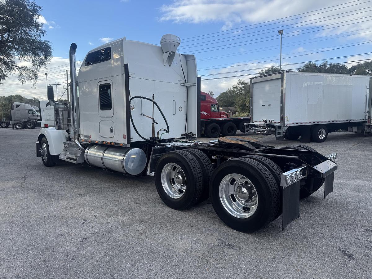 Used 2007 KENWORTH W900L