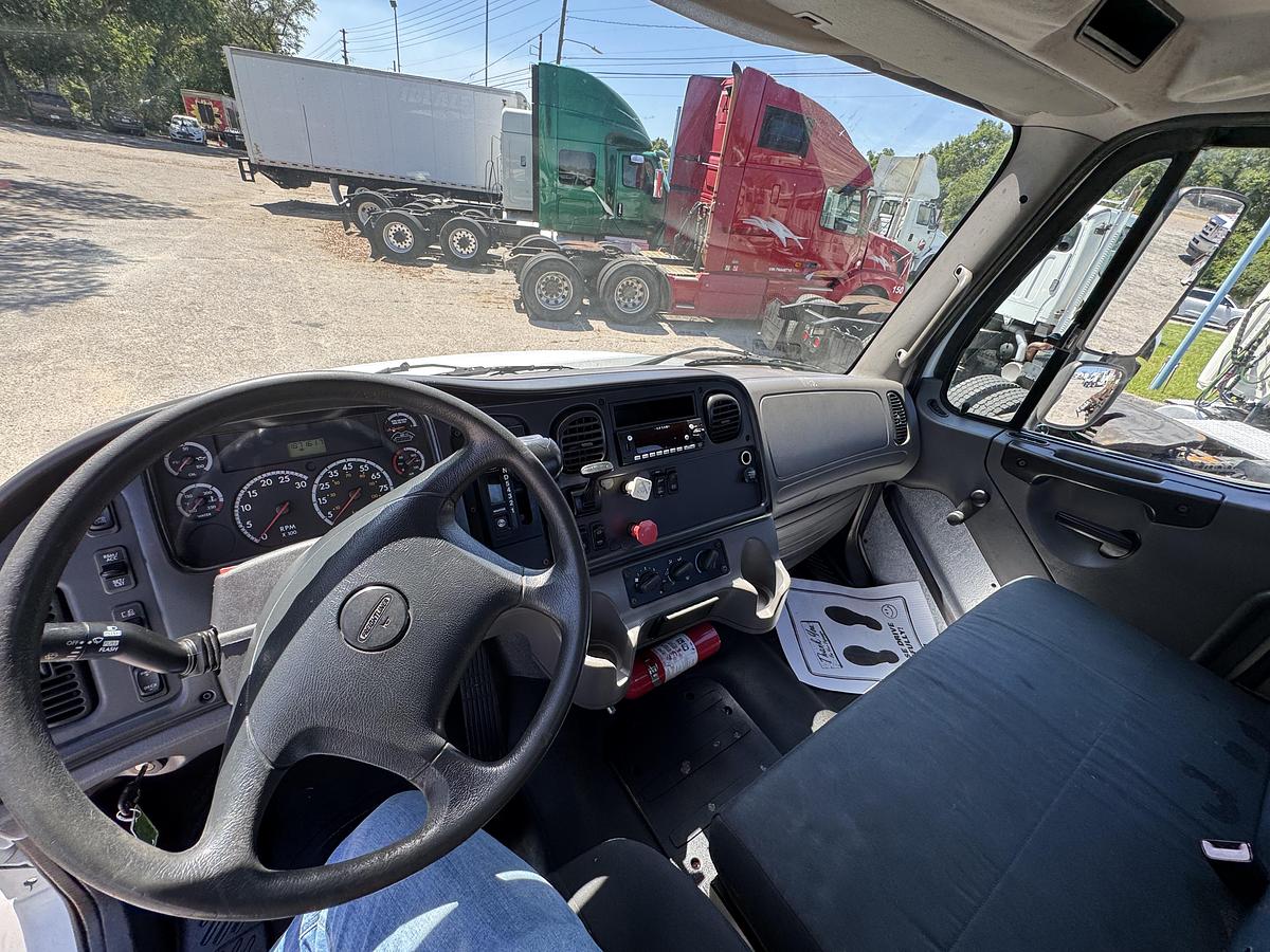 Used 2014 Freightliner® M2 106