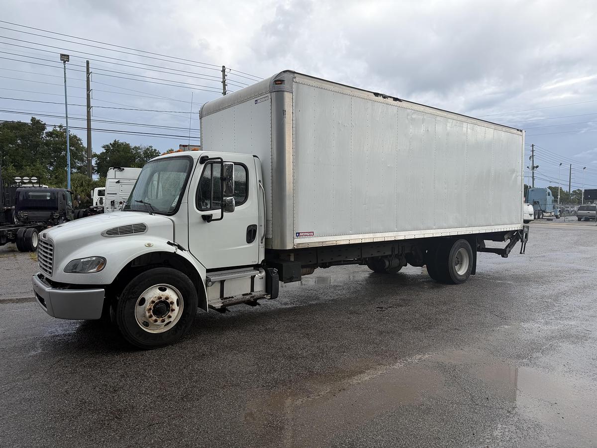 Used 2017 Freightliner M2 106