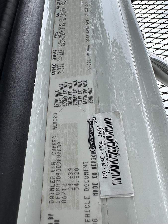 Used 2013 Freightliner 114SD