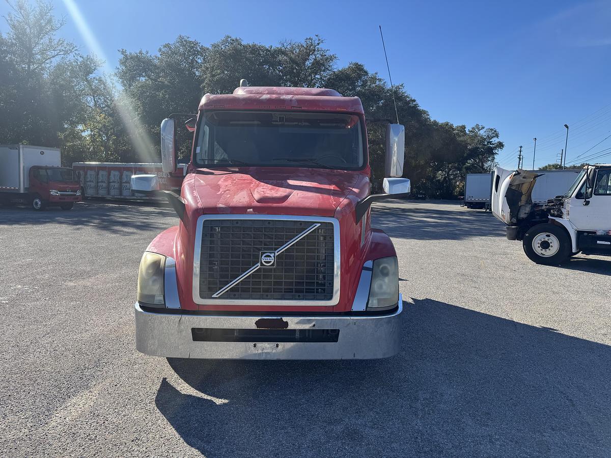 Used 2013 VOLVO VNL 64T
