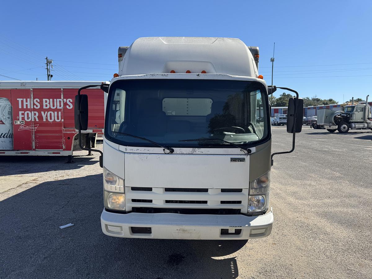 Used 2011 ISUZU NPR