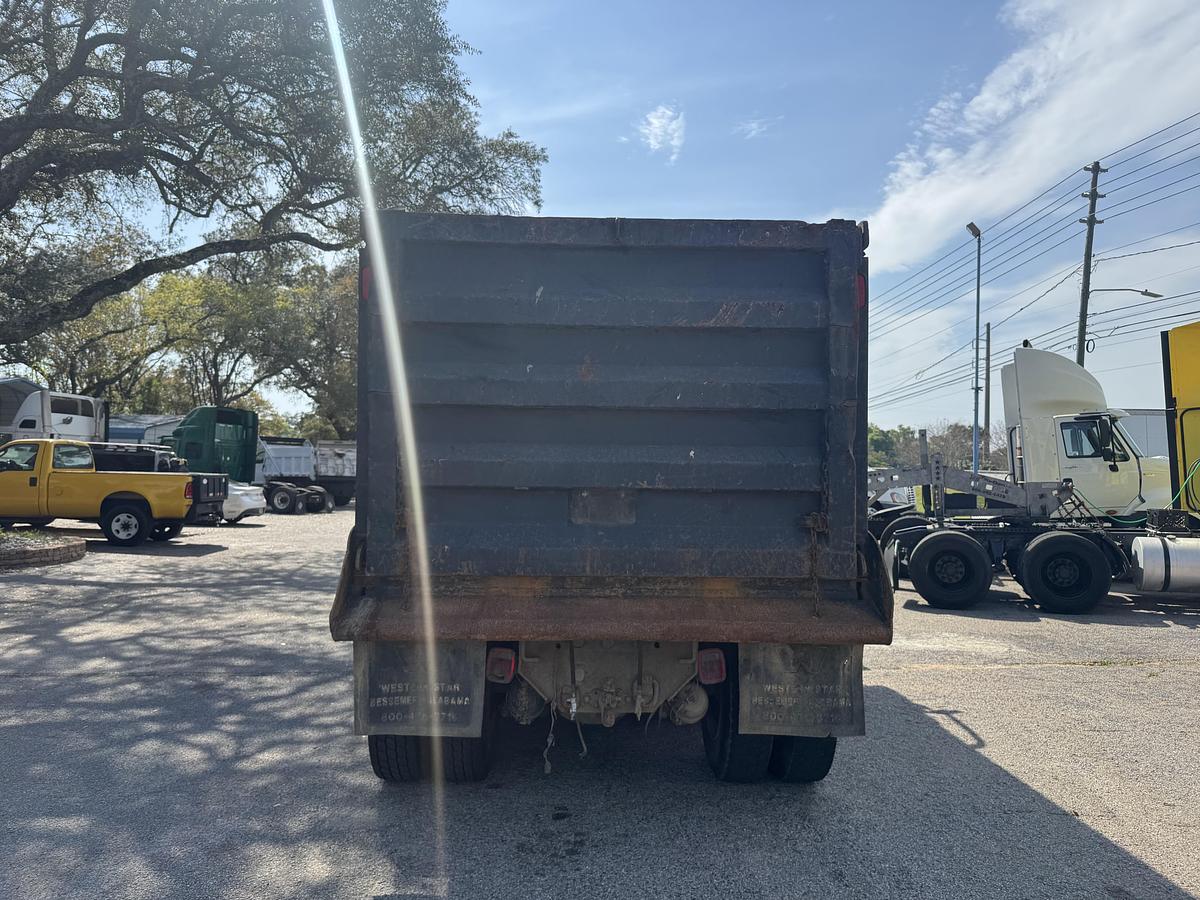 Used 2006 STERLING LT9500