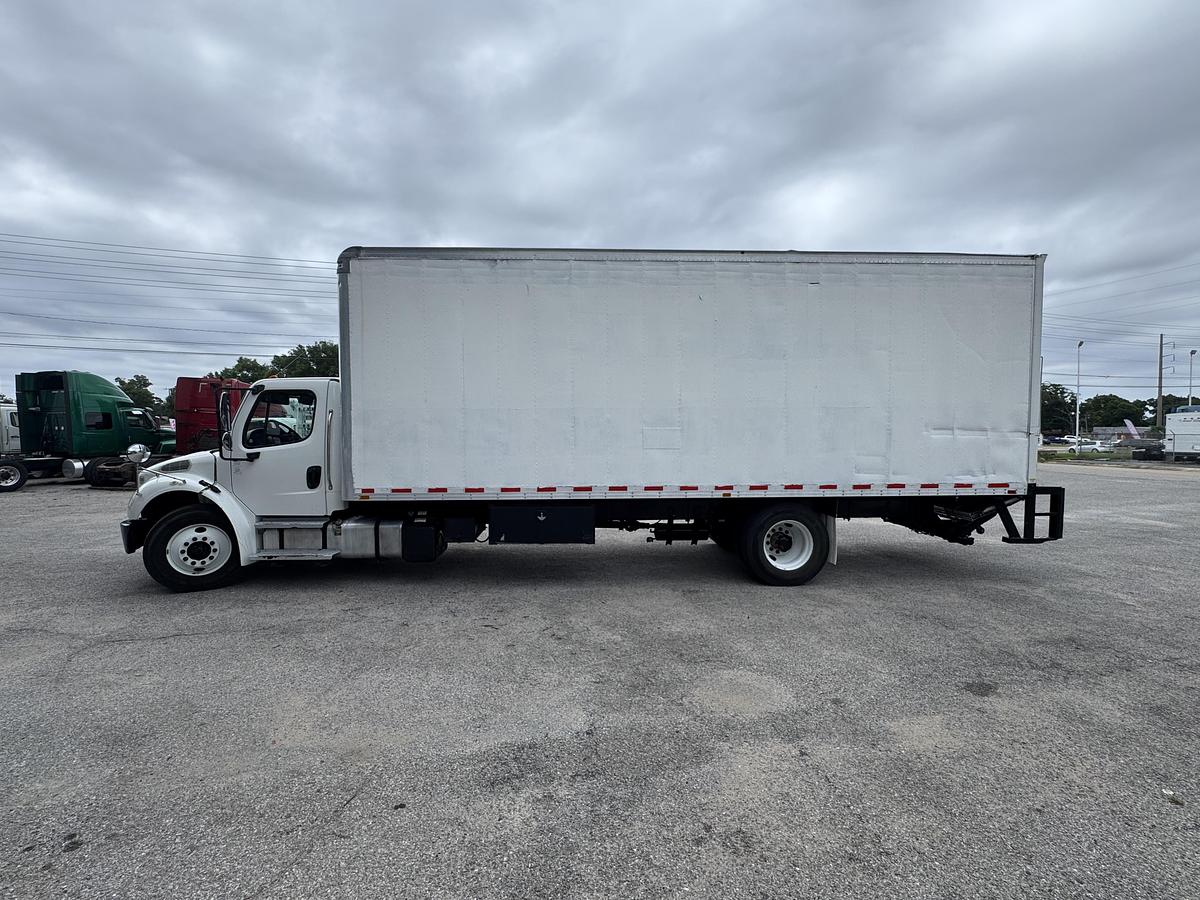 Used 2018 Freightliner® M2 106