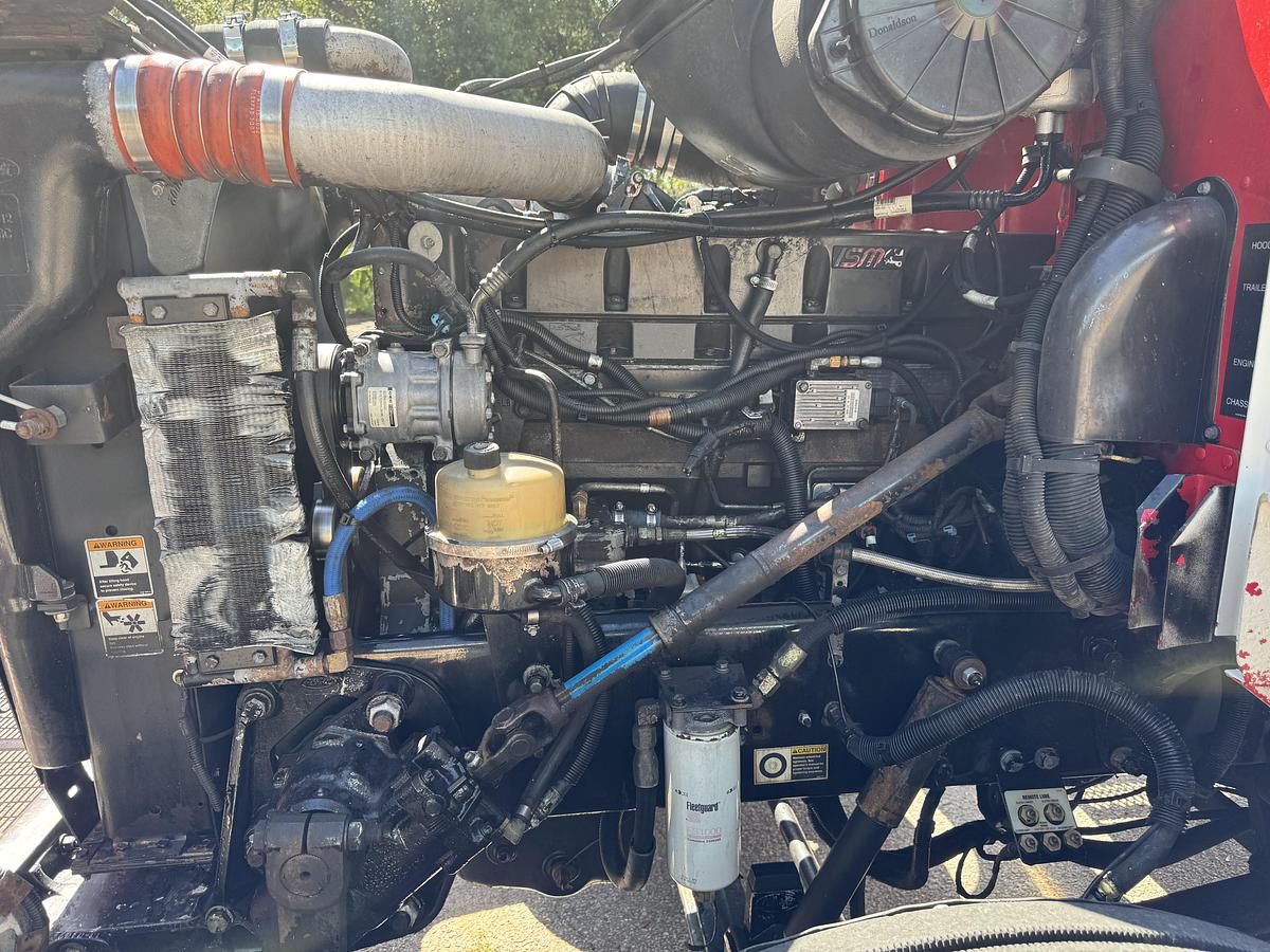 Used 2006 Peterbilt 385