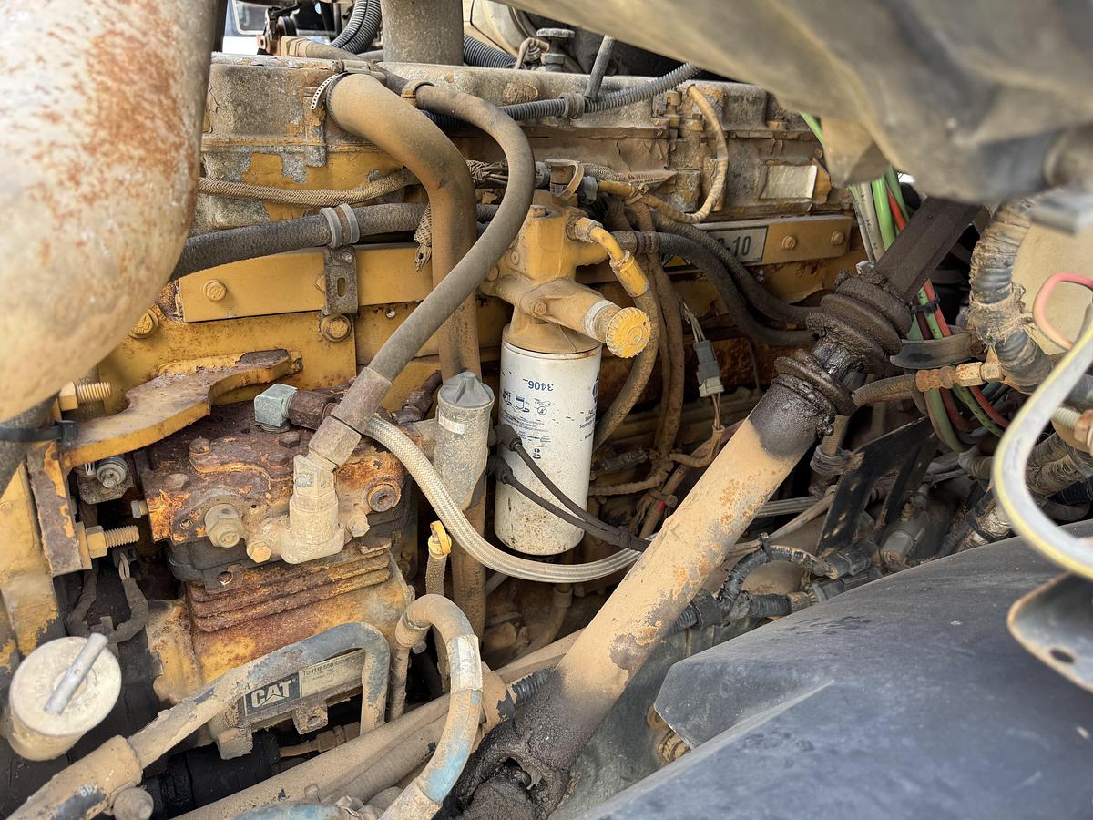 Used 2000 STERLING SINGLE AXLE DAYCAB