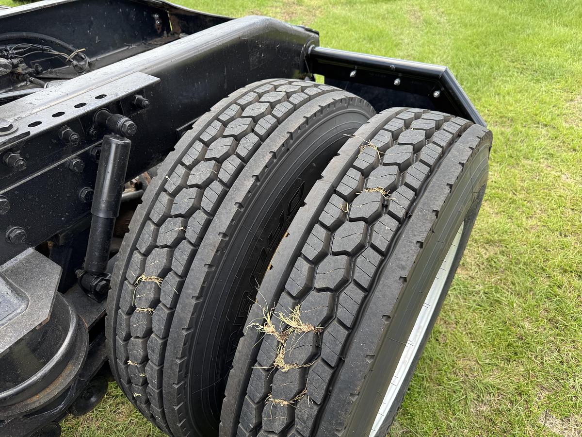 Used 2005 Peterbilt 378