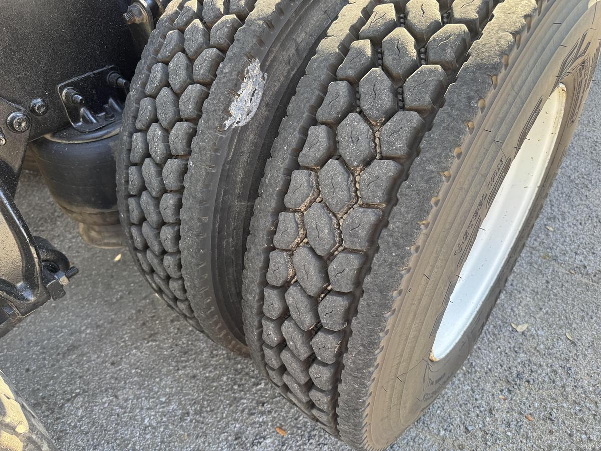 Used 2008 Freightliner® M2 106