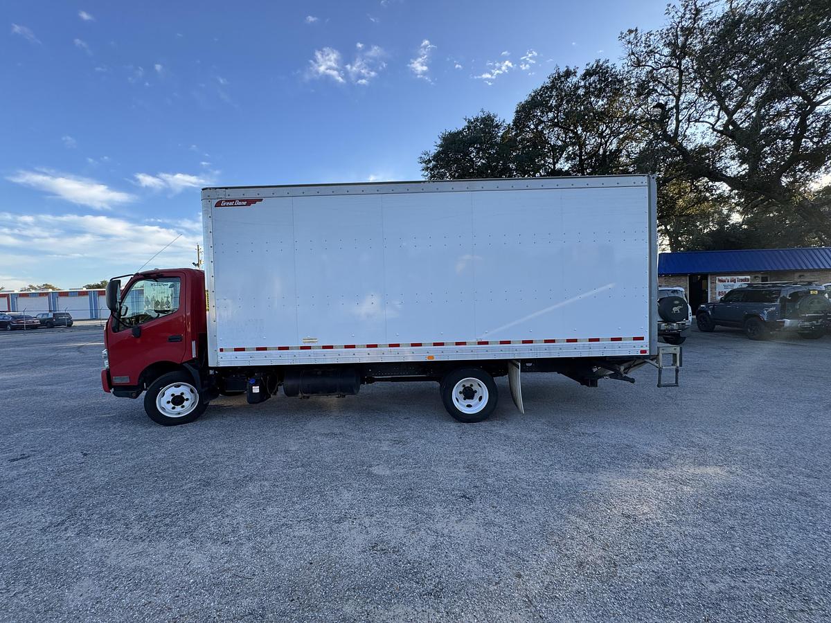 Used 2019 HINO 195