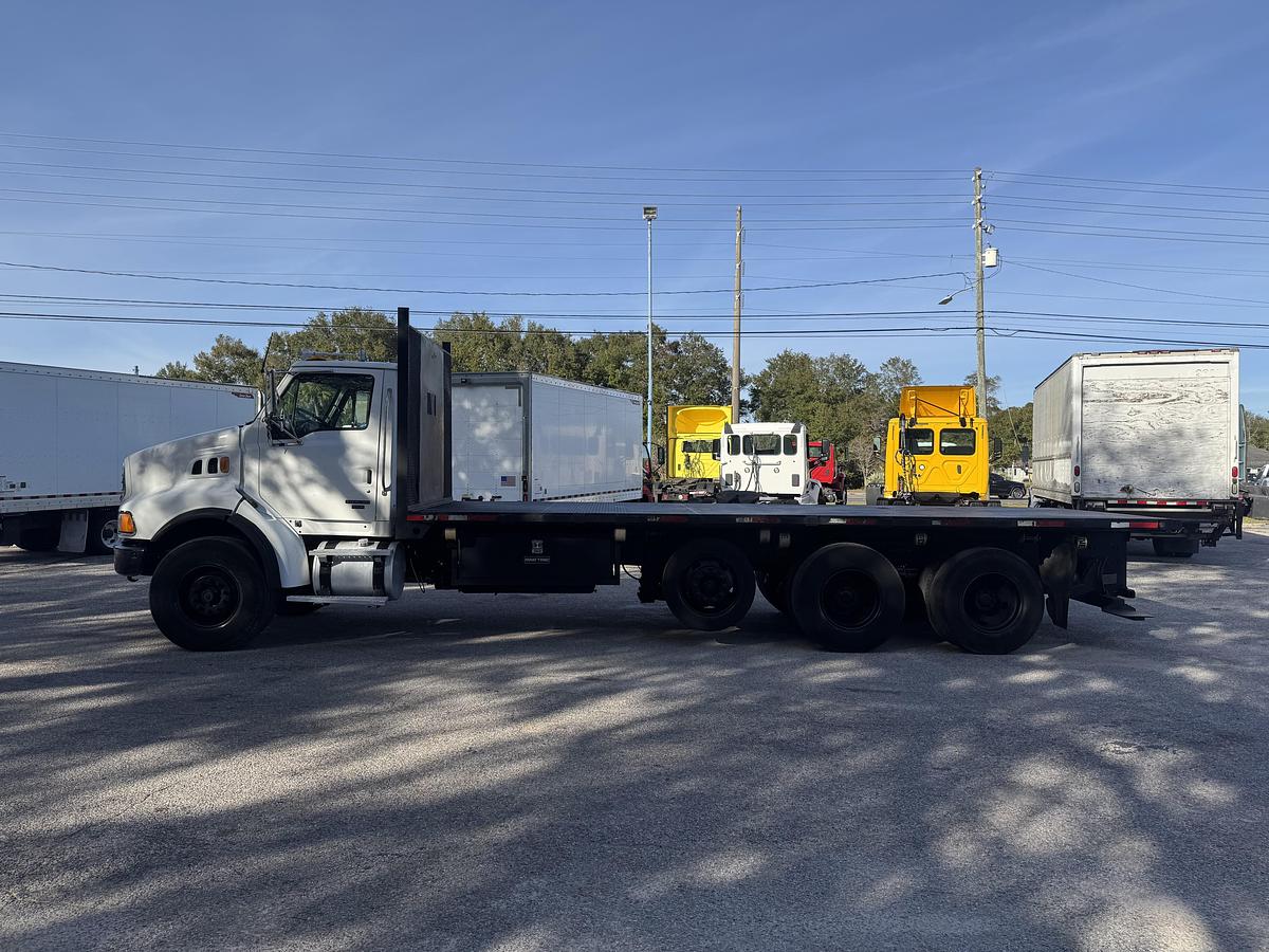 Used 2006 STERLING LT9513