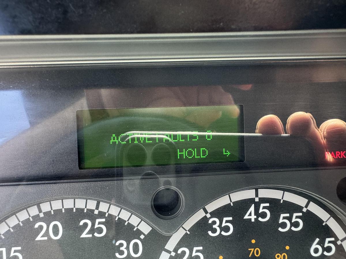 Used 2016 Freightliner® CASCADIA