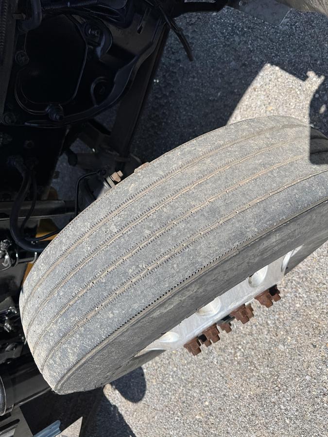 Used 2006 Freightliner® CLASSIC XL