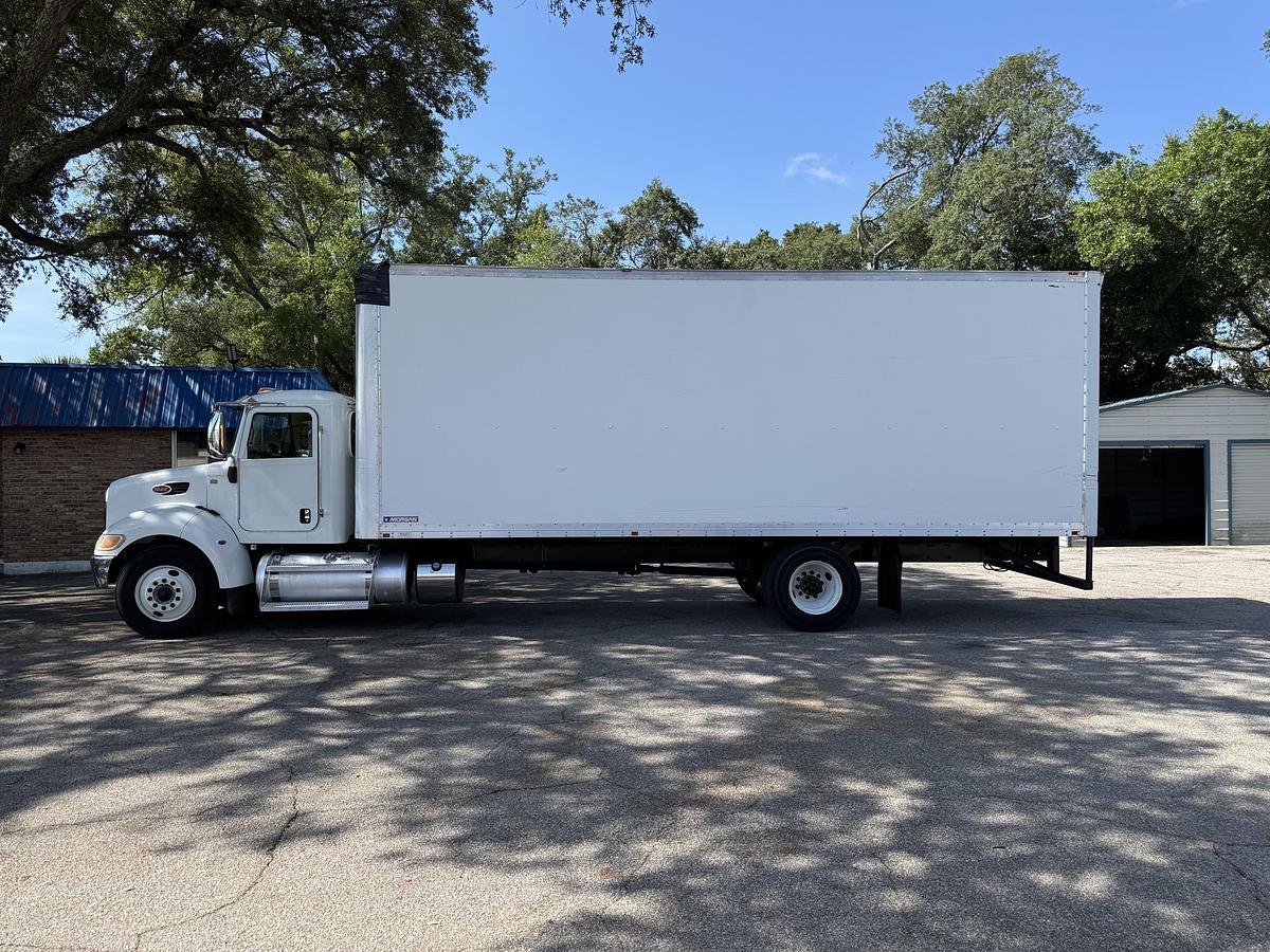 Used 2015 Peterbilt 337