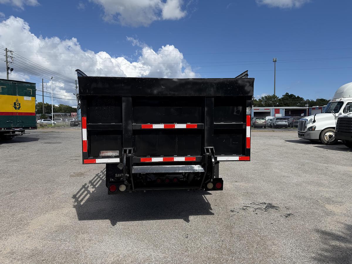 Used 2004 INTERNATIONAL 4300