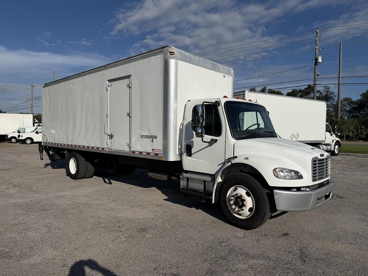 Used 2017 Freightliner M2 106