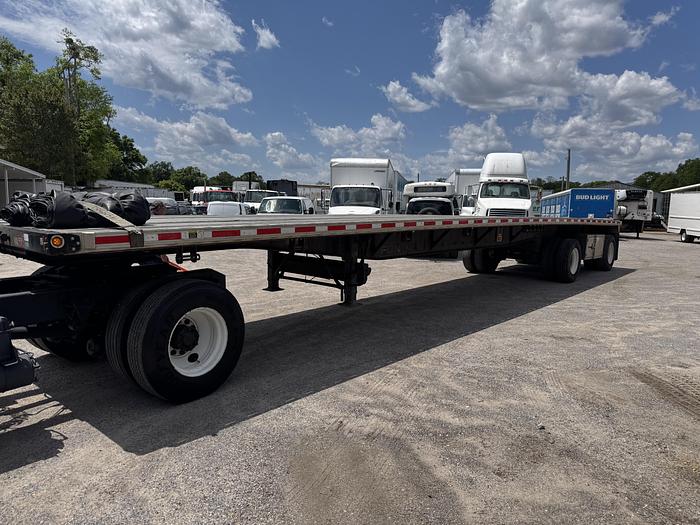 Used 2020 FONTAINE FLATBED